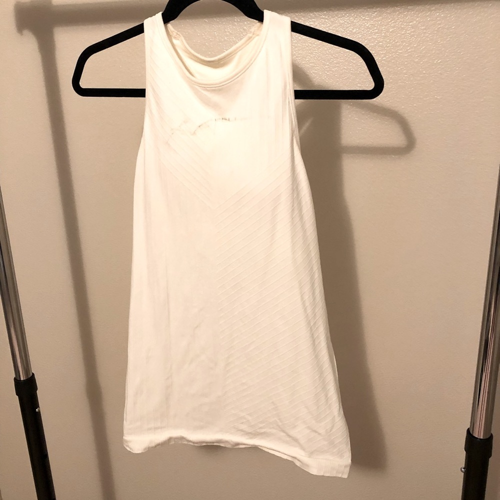 Exercise tank